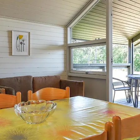 Amazing In Nex With 2 Bedrooms *