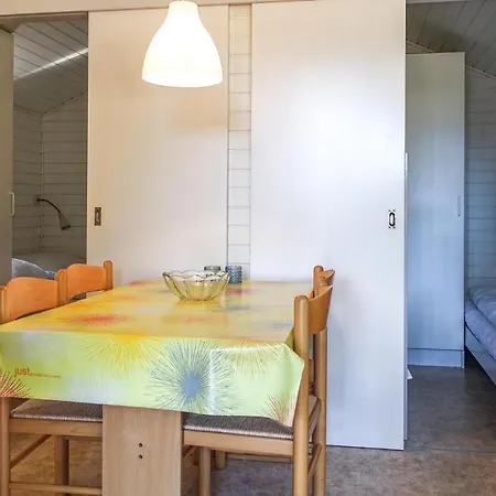 Amazing In Nex With 2 Bedrooms Neksø